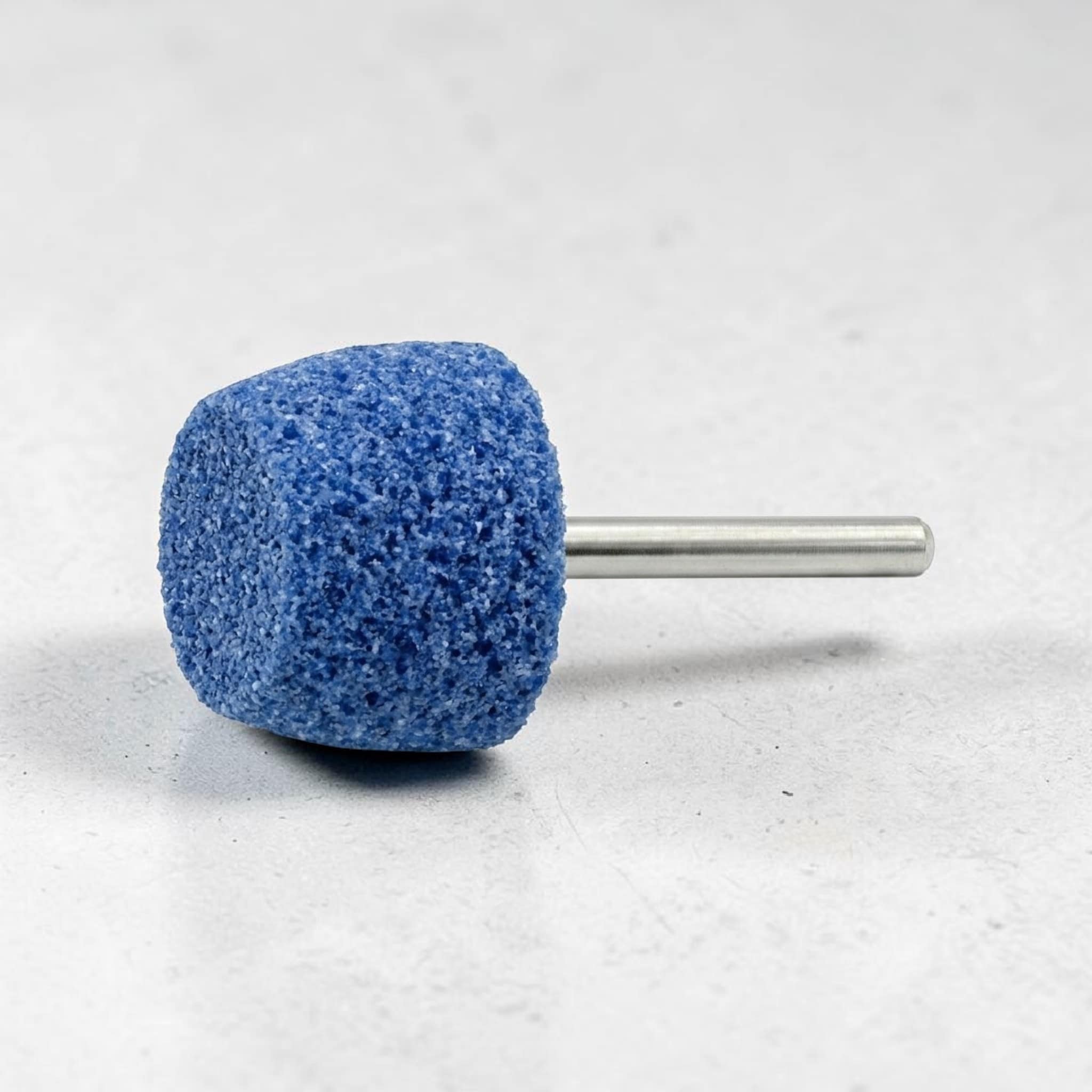 Piedra Azul Abrasiva para Raspar Cauchos (Vulcanizado) - Imagen 2